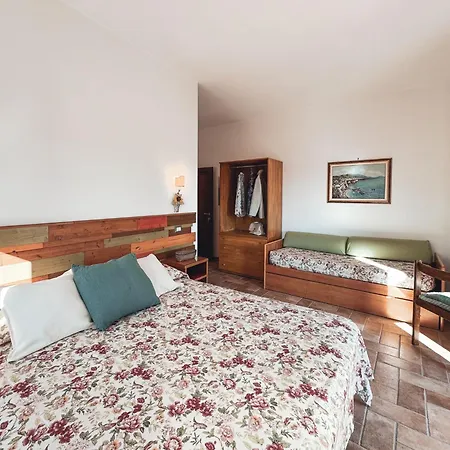 La Casa Di Joy 3*